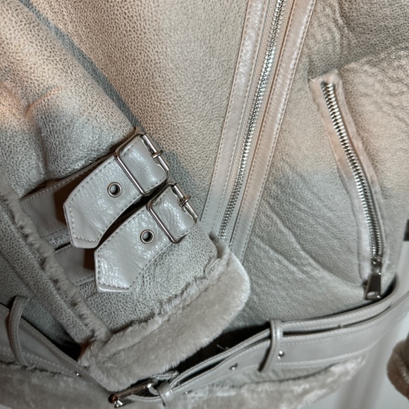 Jacket - Picture 2 of 4